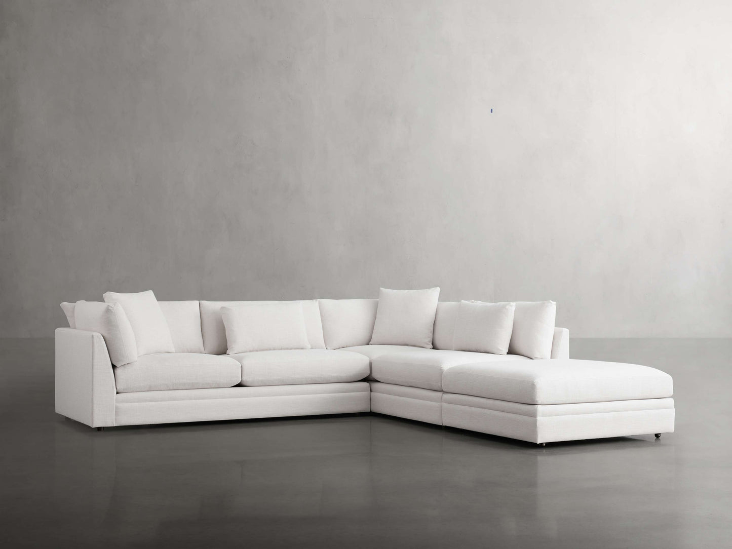 Pavo Three-Piece Sectional