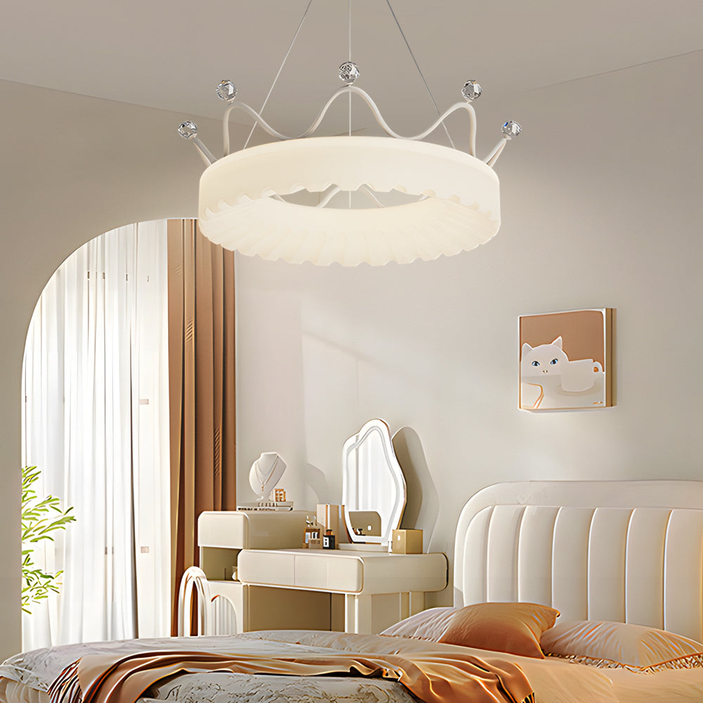 Romantic Crowns Luxury Three Step Dimming Modern Hanging Ceiling Lights