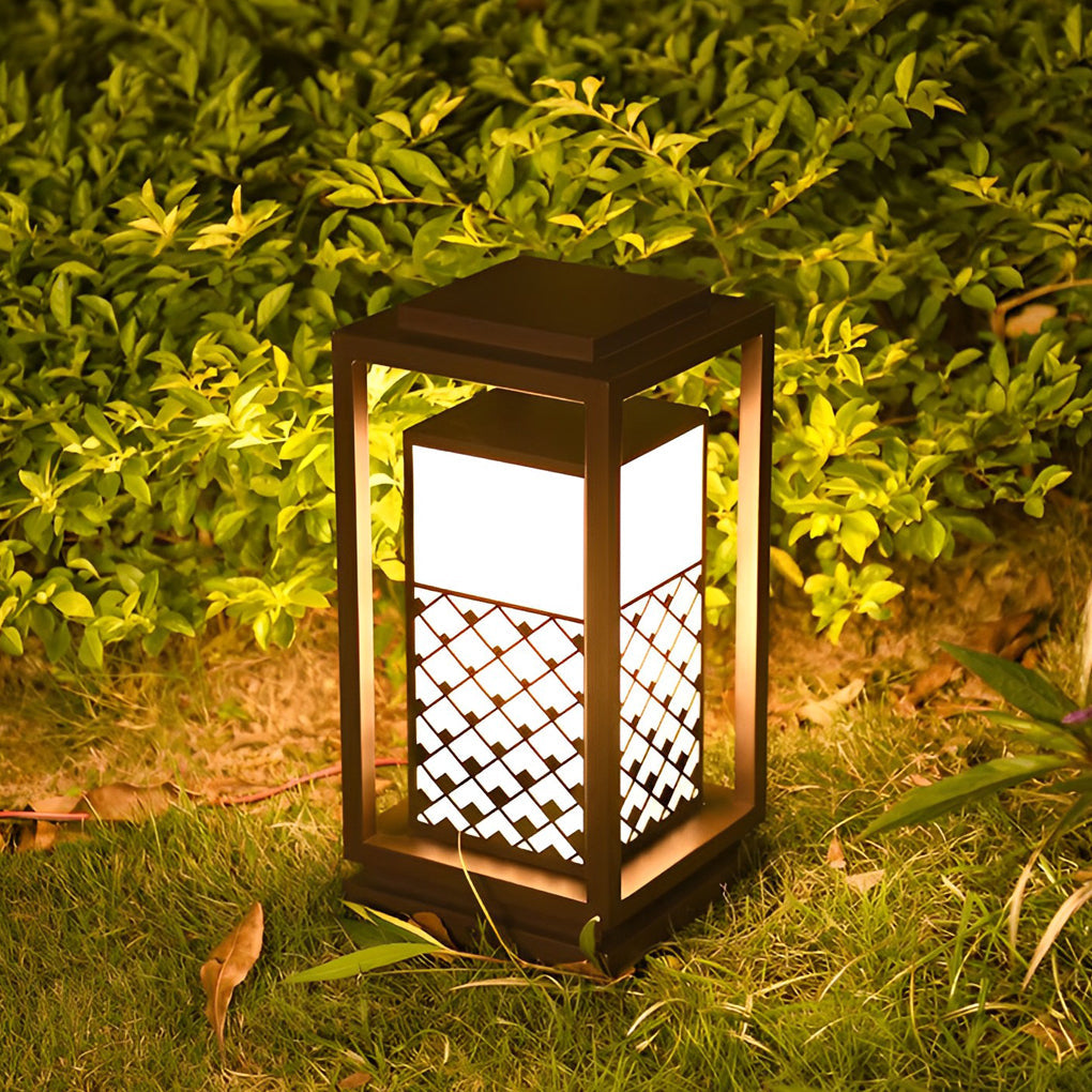 Retro Lantern Waterproof LED Black Modern Outdoor Lawn Lamp Solar Lights