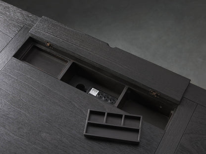 Telegraph Executive Desk