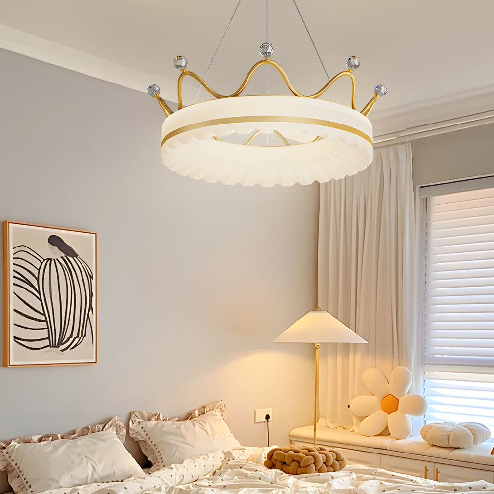 Romantic Crowns Luxury Three Step Dimming Modern Hanging Ceiling Lights