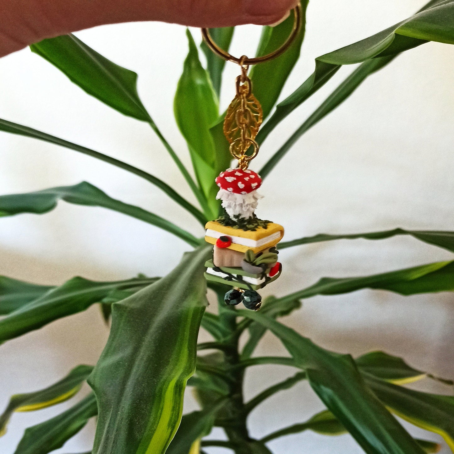 Mushroom & Bookshelf Keychain | Polymer Clay Bookish Gift | Woodland Library Accessory for Bookworms.