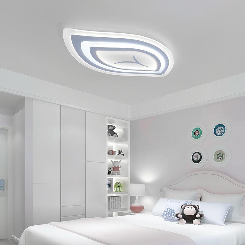 Leaf Shaped Modern Flush Mount Light with Remote Control