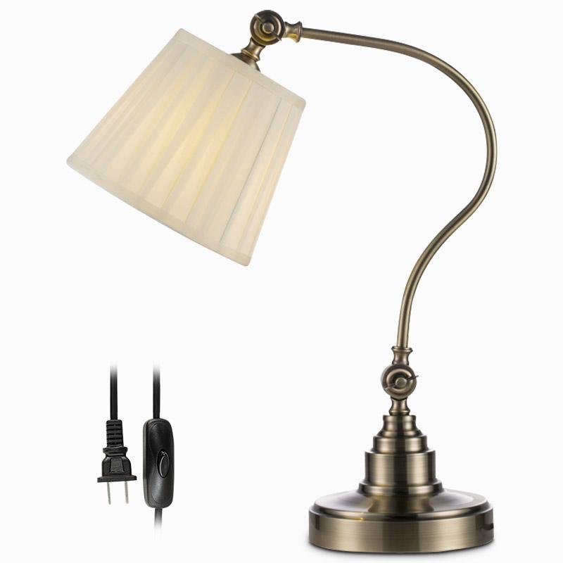 Industrial Empire-Style Metal Desk Lamp with Curved Arm and Adjustable Lighting