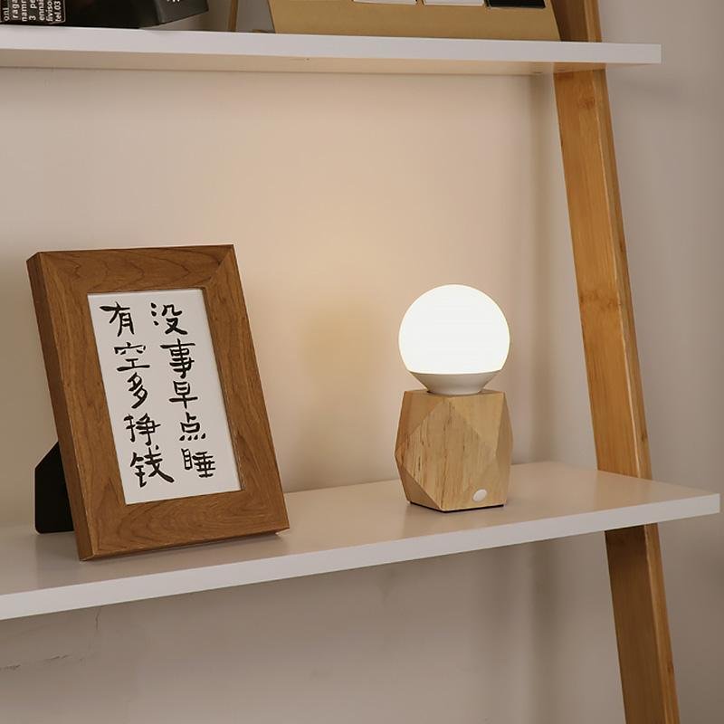 Handy Nordic Geometric Wooden Base Touch Mini Table Lamp