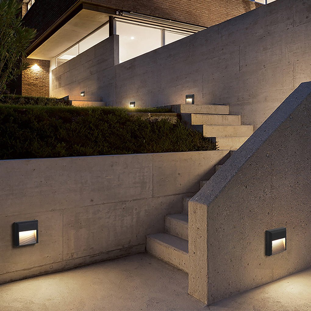 Waterproof Outdoor LED Step Lights Corner Lamp for Villa Courtyard Garden