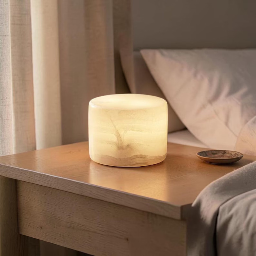 Portable LED Table Light, Cordless Bedside Lamp, Warm Ambient Lighting for Bedroom, Office & Home