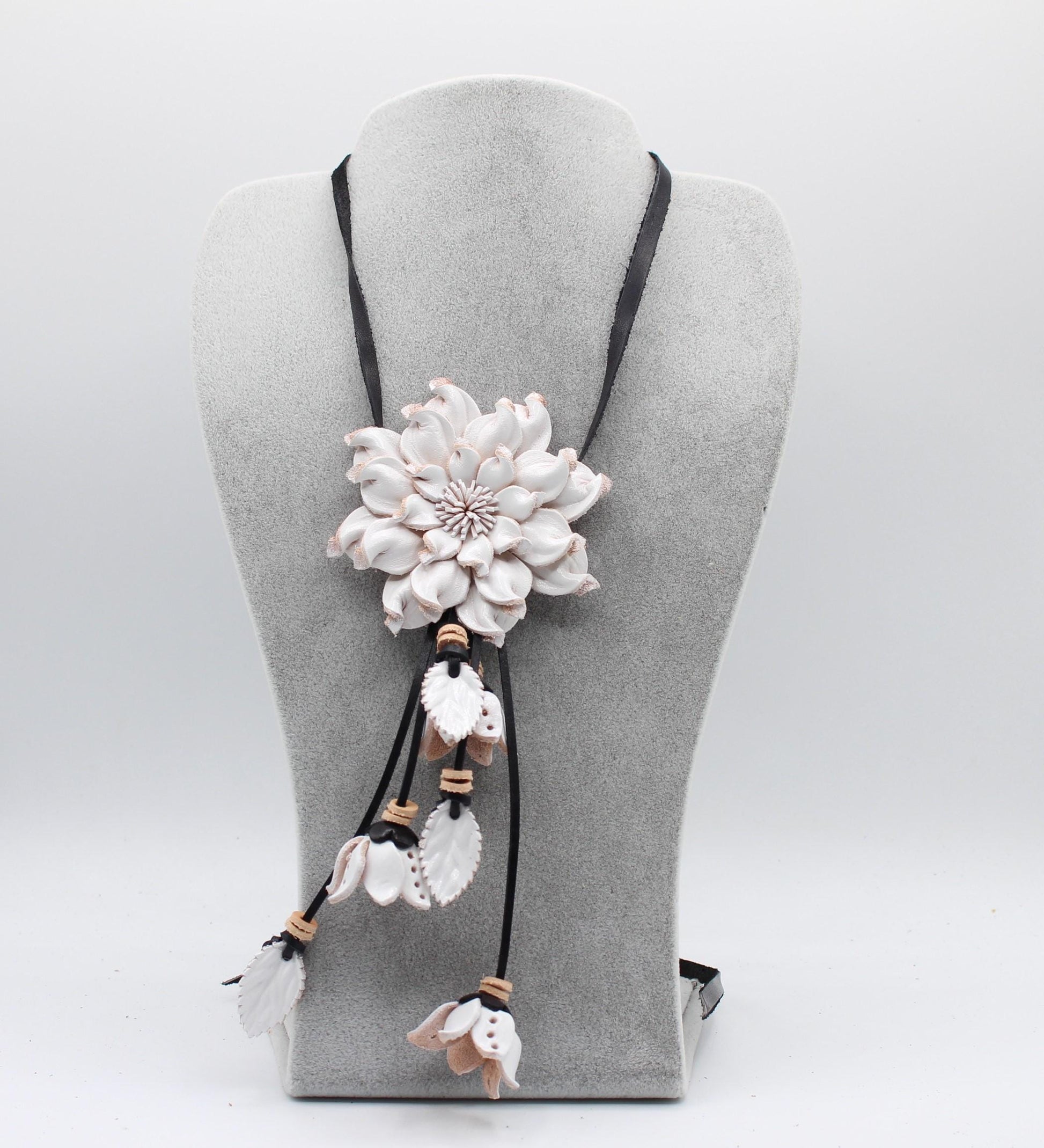 Genuine Handmade Leather Flower Hatband daisy flower Genuine Leather Pendant Accessories