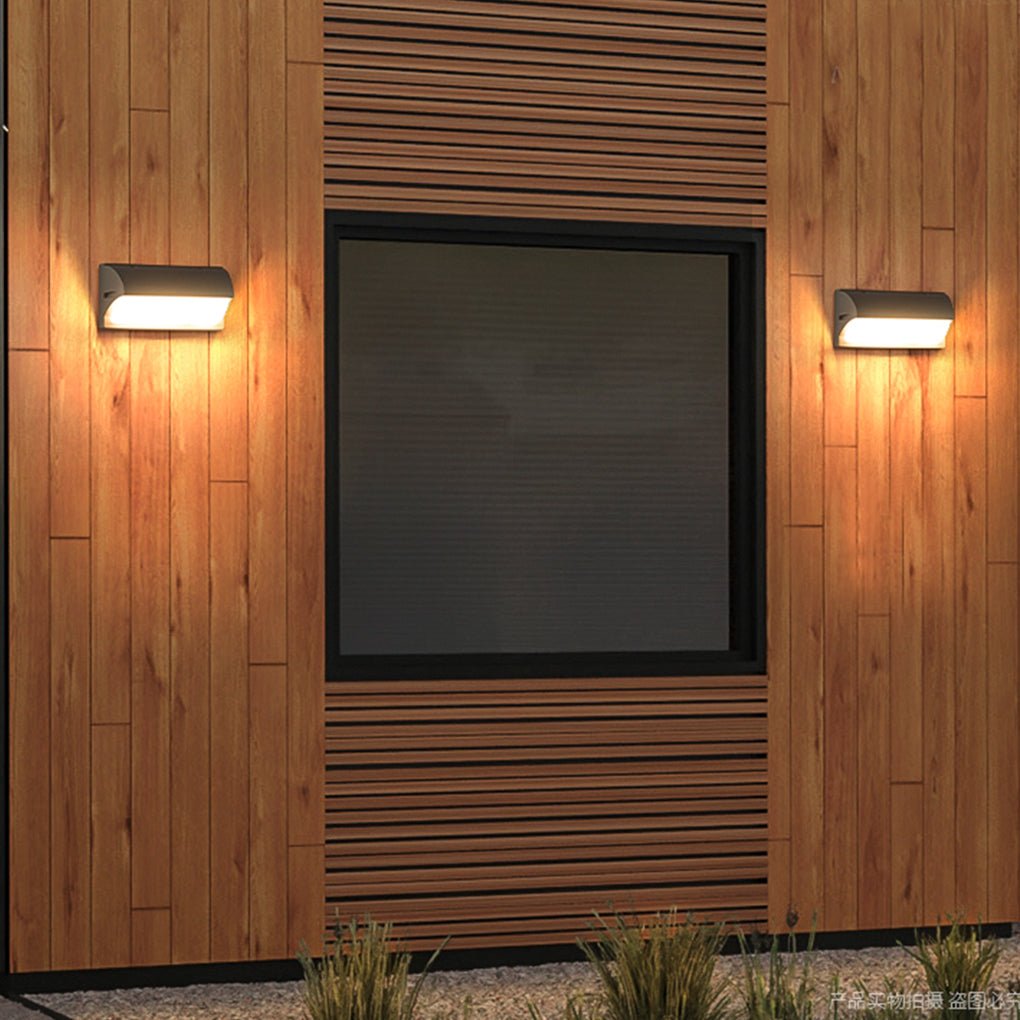 Modern Minimalist LED Waterproof Wall Light for Outdoor Villa Courtyard Balcony