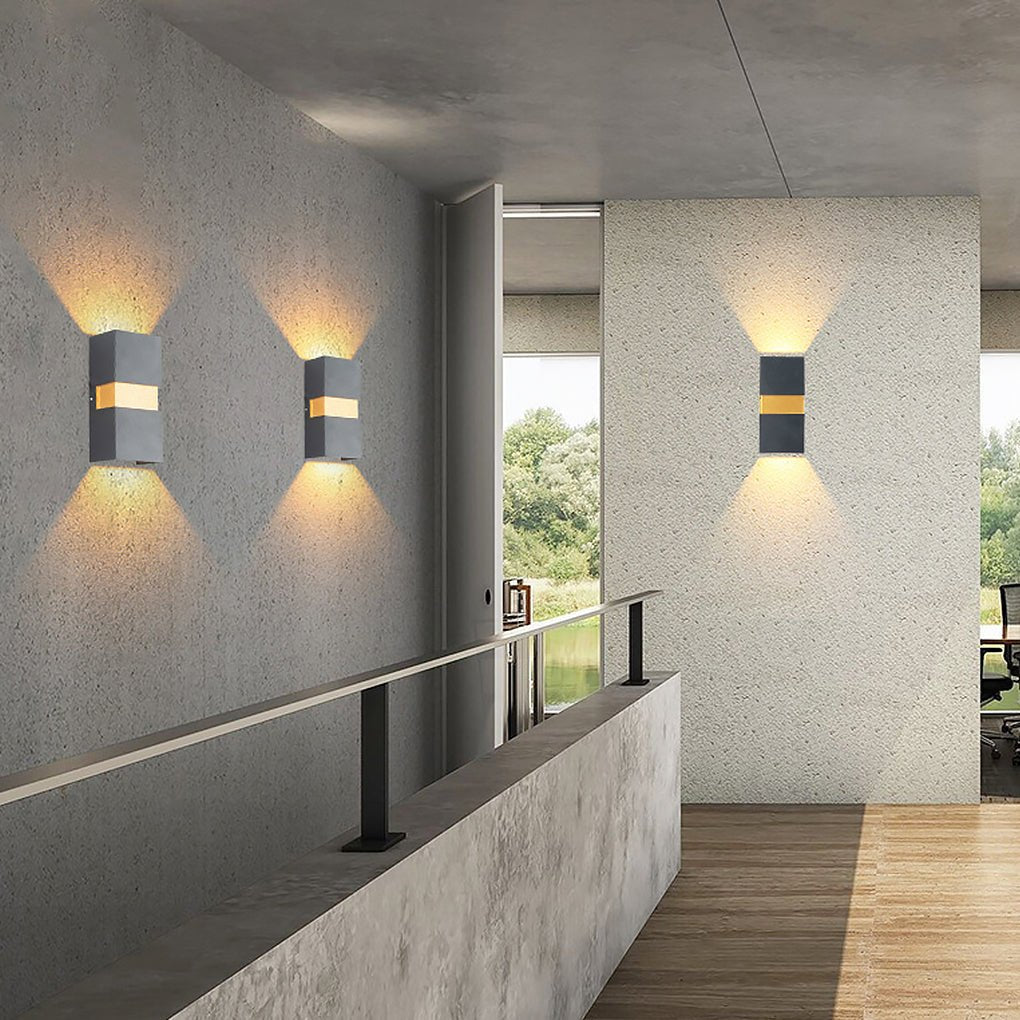 Modern Minimalist Outdoor LED Waterproof Wall Light for Villa Balcony Aisle Lighting