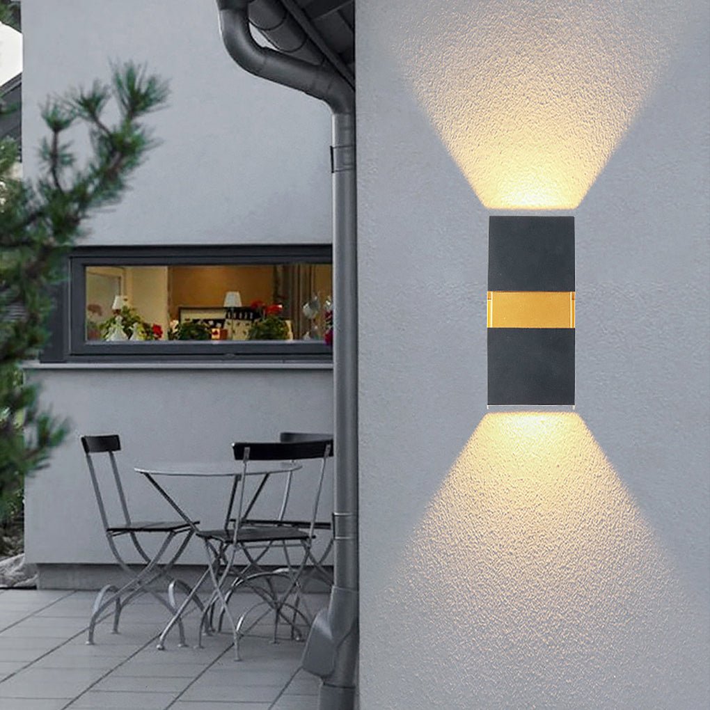 Modern Minimalist Outdoor LED Waterproof Wall Light for Villa Balcony Aisle Lighting