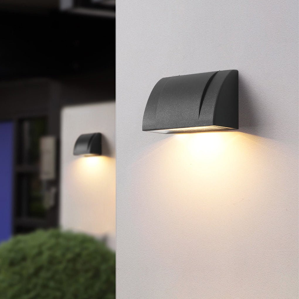 Modern Minimalist Waterproof Outdoor LED Wall Light for Patio Balcony Garden