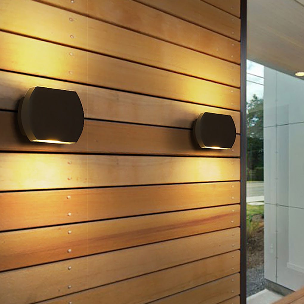 Nordic Minimalist Outdoor LED Waterproof Wall Light for Villa Courtyard Aisle