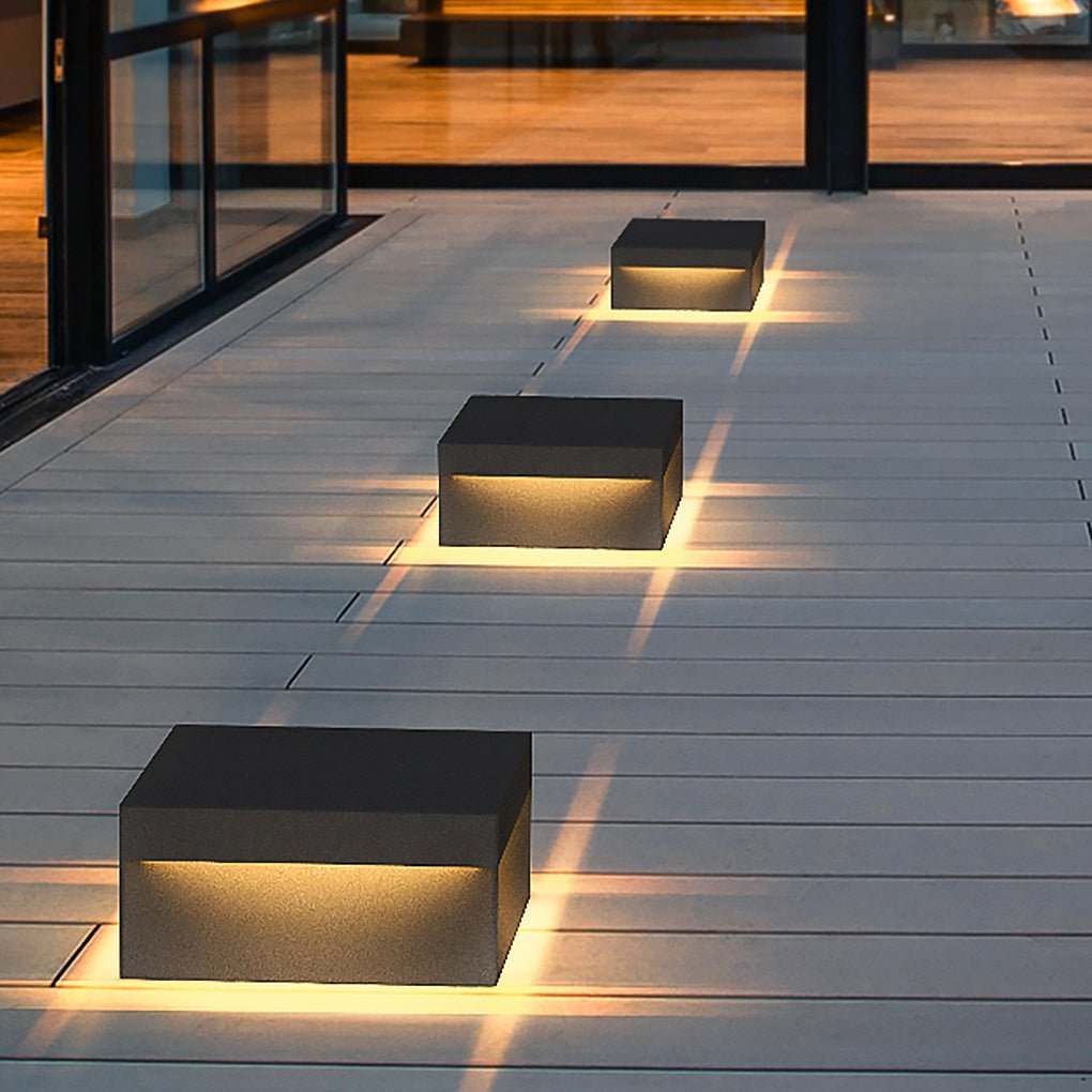 Square Waterproof LED Solar Modern Outdoor Fence Post Lights Pillar Light