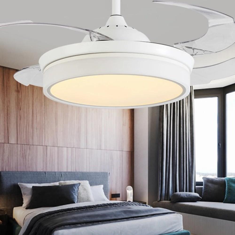 4 Blades White Retractable Ceiling Fan with Light